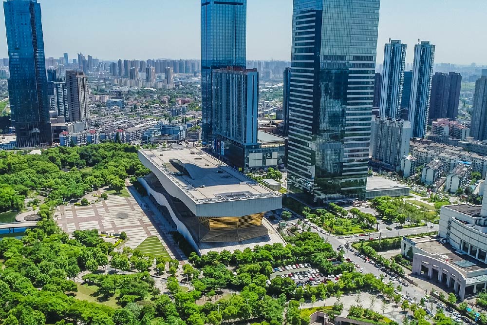 Real Estate in Pune - From Green Buildings to Growing Returns: The Rise of Sustainable Commercial Real Estate.